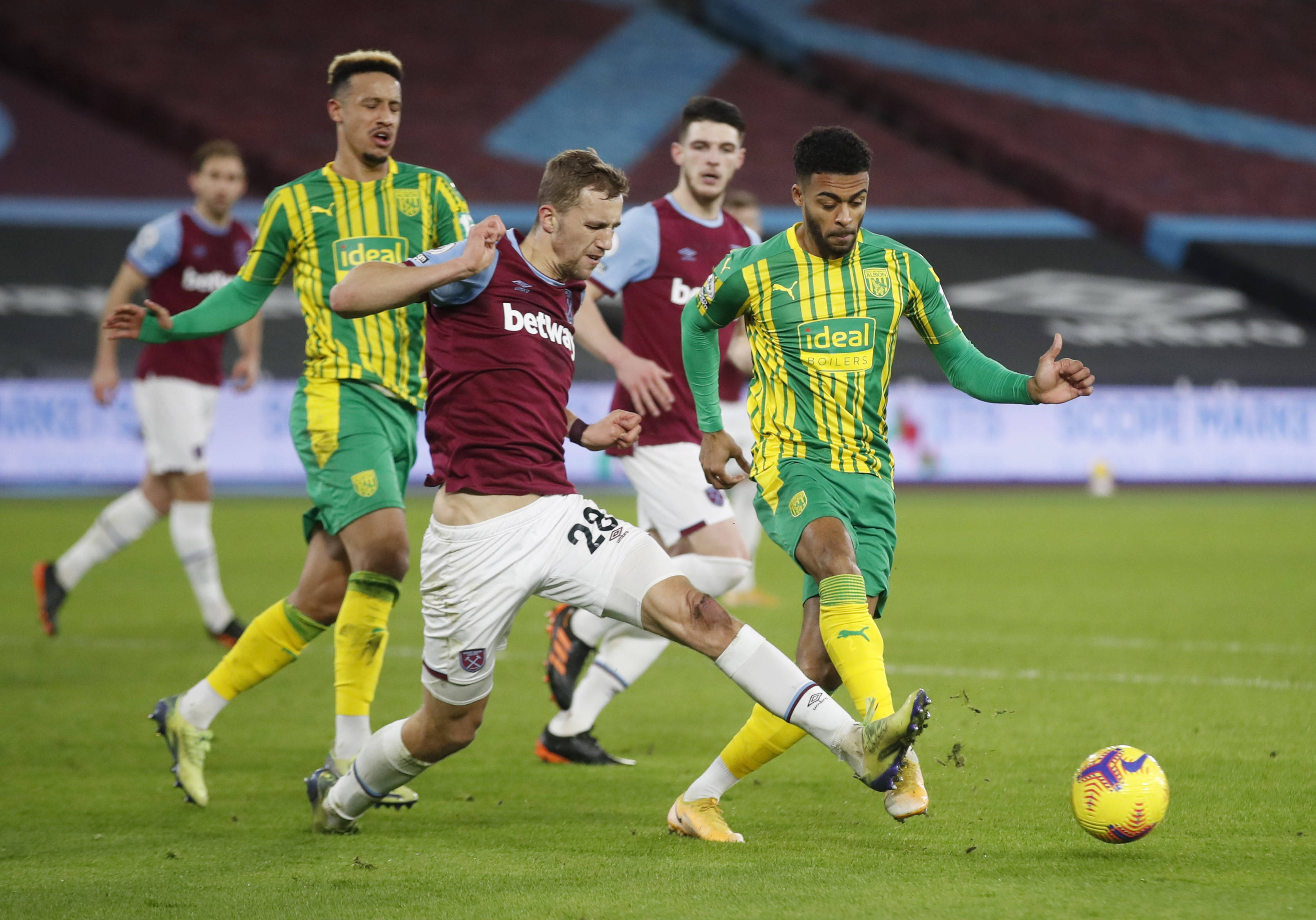 阿德利：曾收到其他很多豪门的邀约，但选择药厂是值得的.