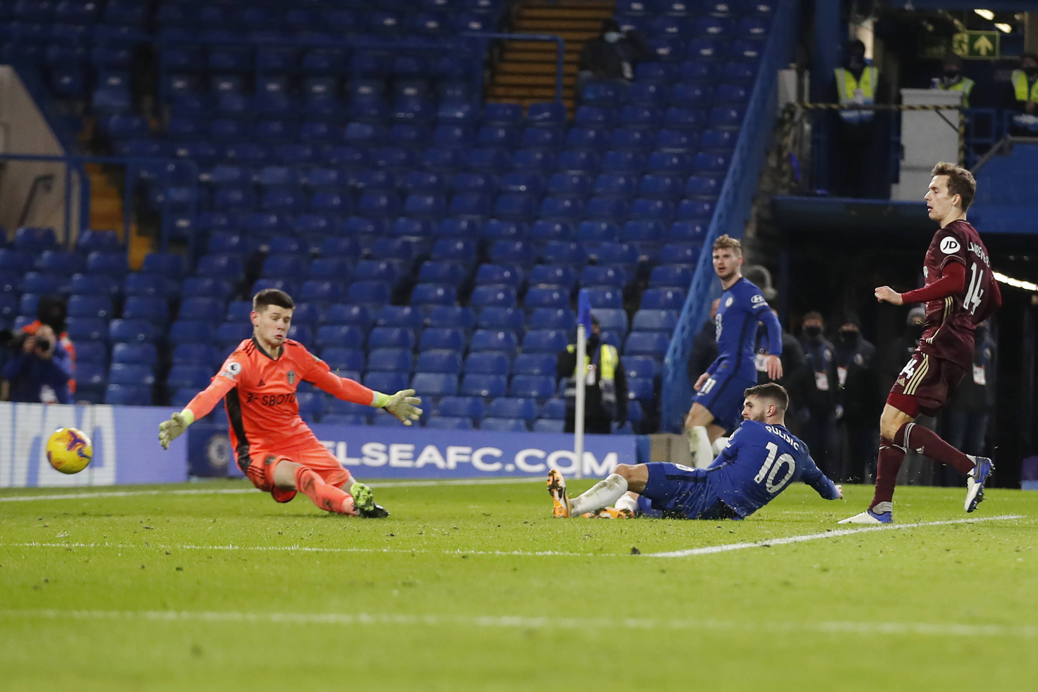 此时能够巧 此时能够巧