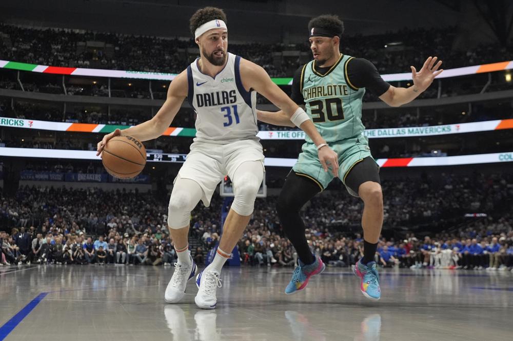 国外视频网站巴西球探频道报道了王钰栋，模板加纳乔&马丁内利